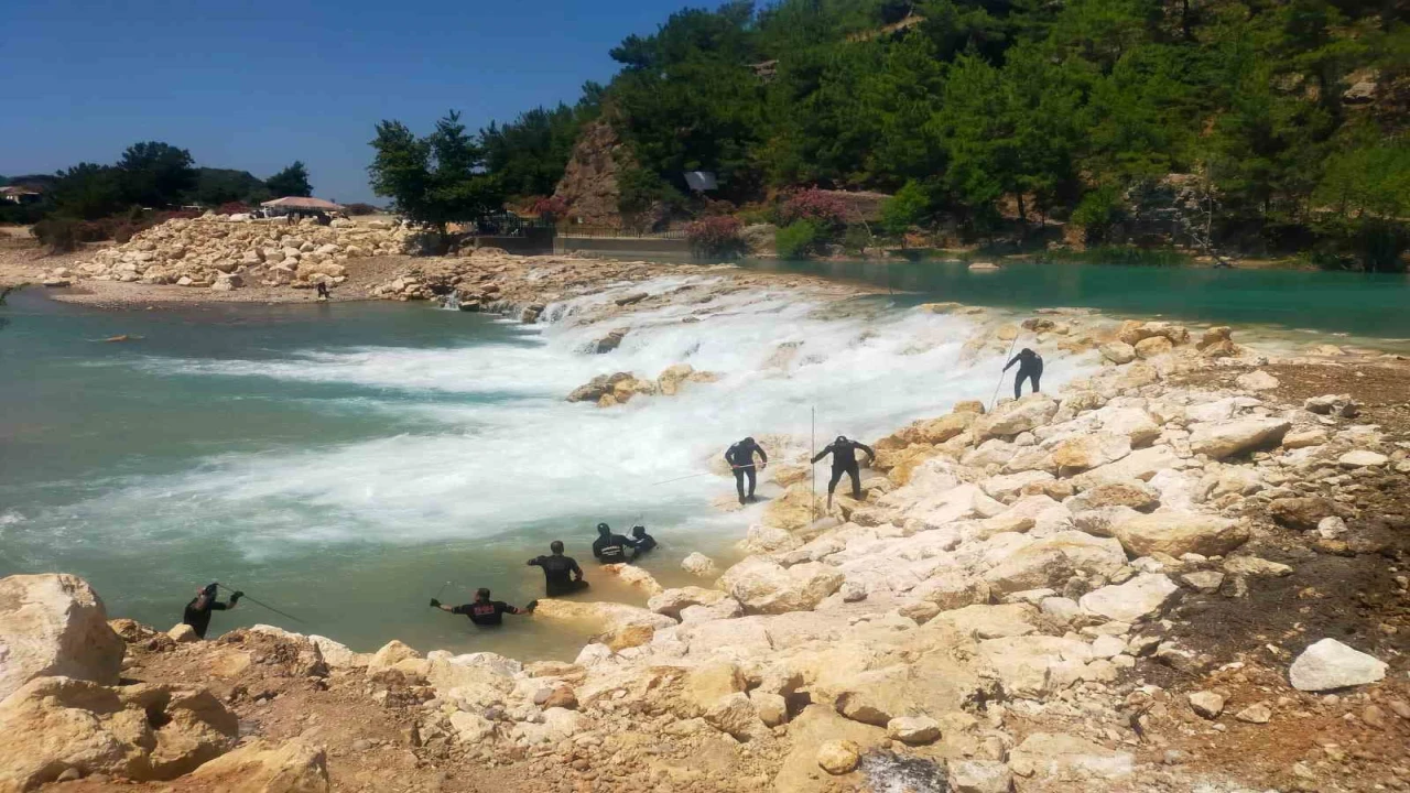 Manavgatta çayda kaybolan genç 13 gündür aranıyor