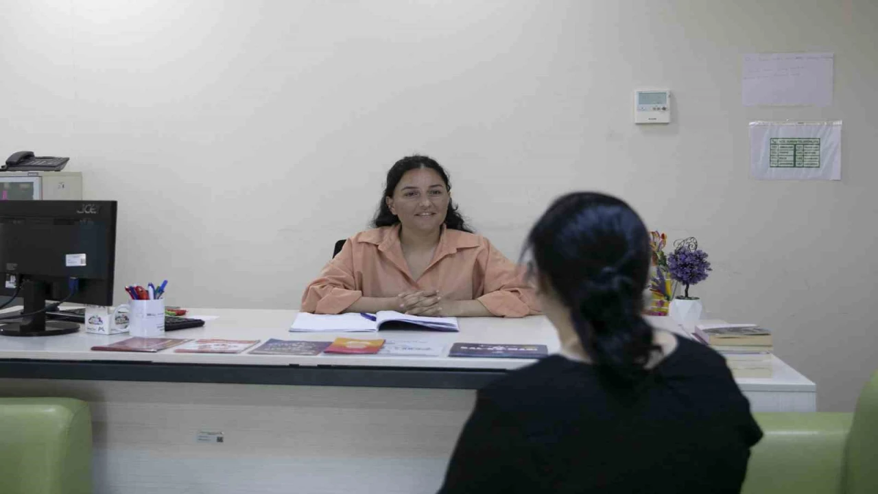 Mersinde kadınlara yönelik destek hizmeti sürüyor