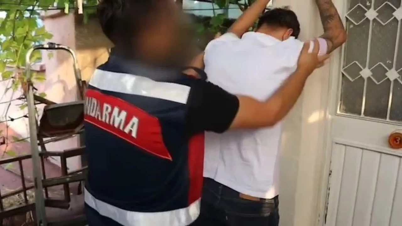Mersinde sahte ilan dolandırıcılarına operasyon: 1