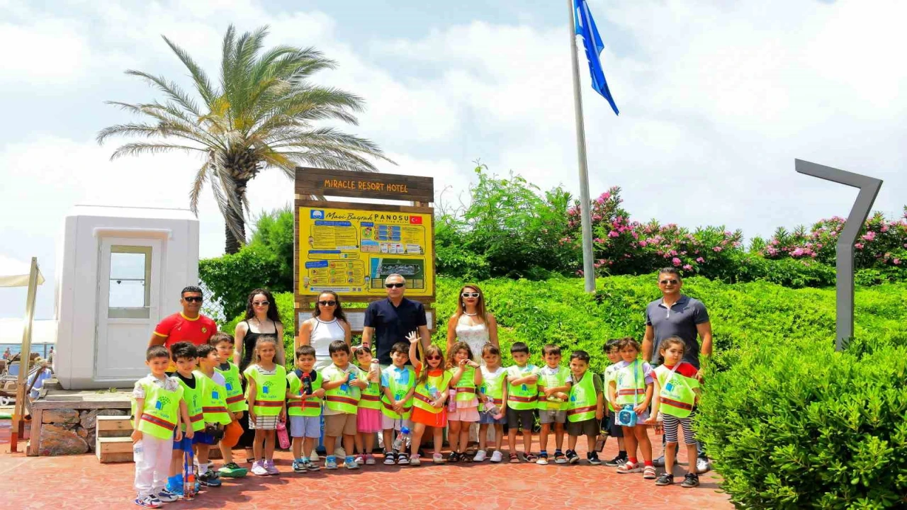 Minik çevreciler Mavi Bayrakla tanıştı