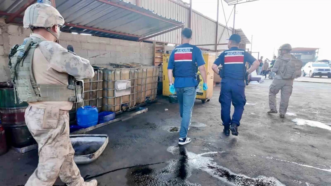 Osmaniyede toprağa gömülü tankta kaçak akaryakıt b