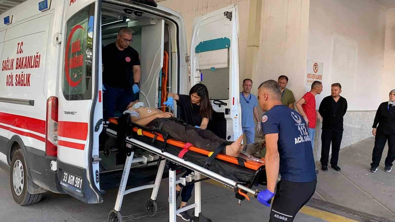 Otomobil ile hafif ticari araç çarpıştı: 6 yaralı