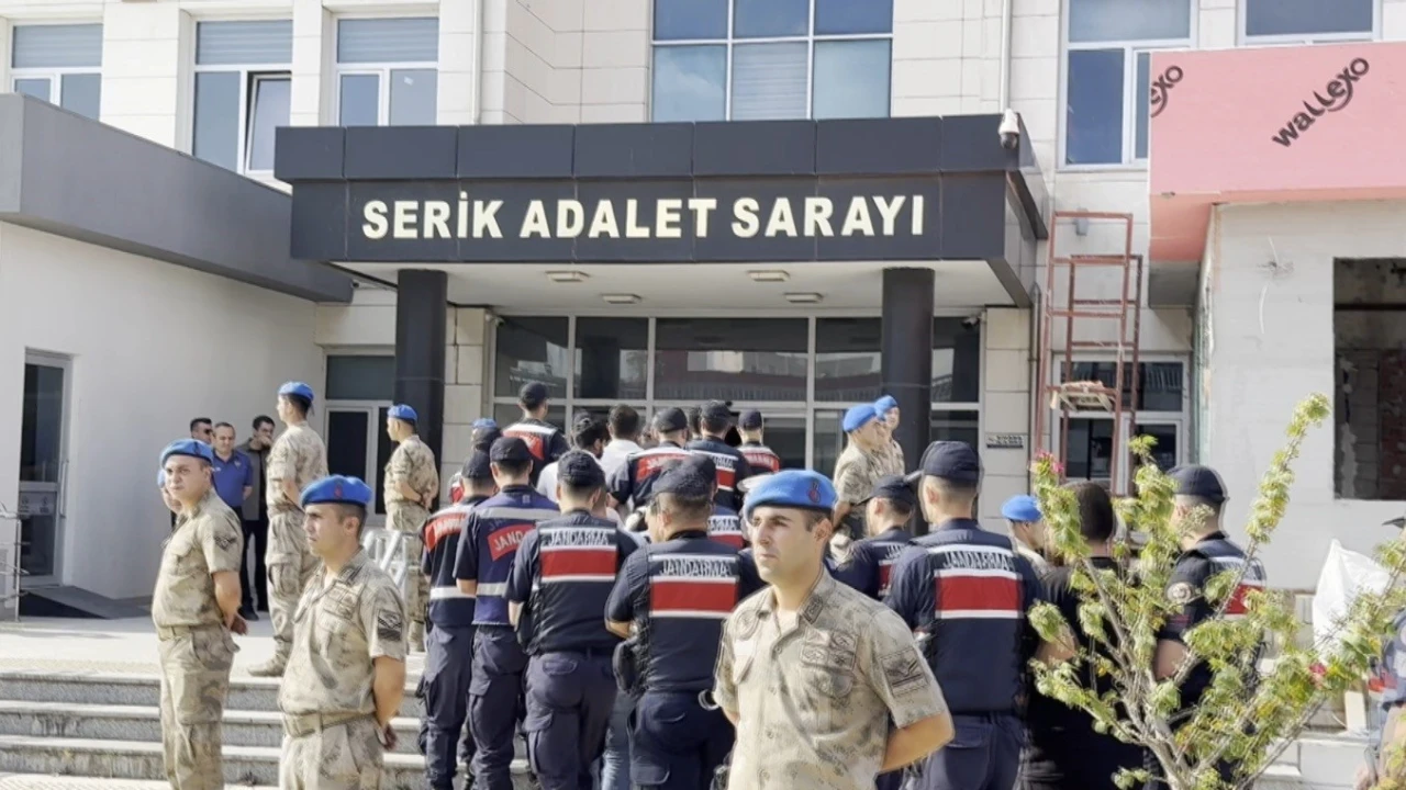 Serikte uyuşturucu operasyonu: 9 gözaltı