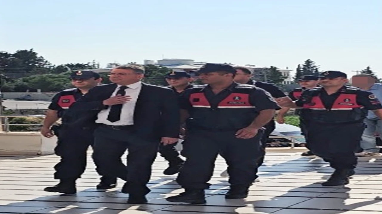 Silifke Belediyesine yönelik rüşvet soruşturmasında belediye başkanı ile birlikte 9 kişi tutuklandı