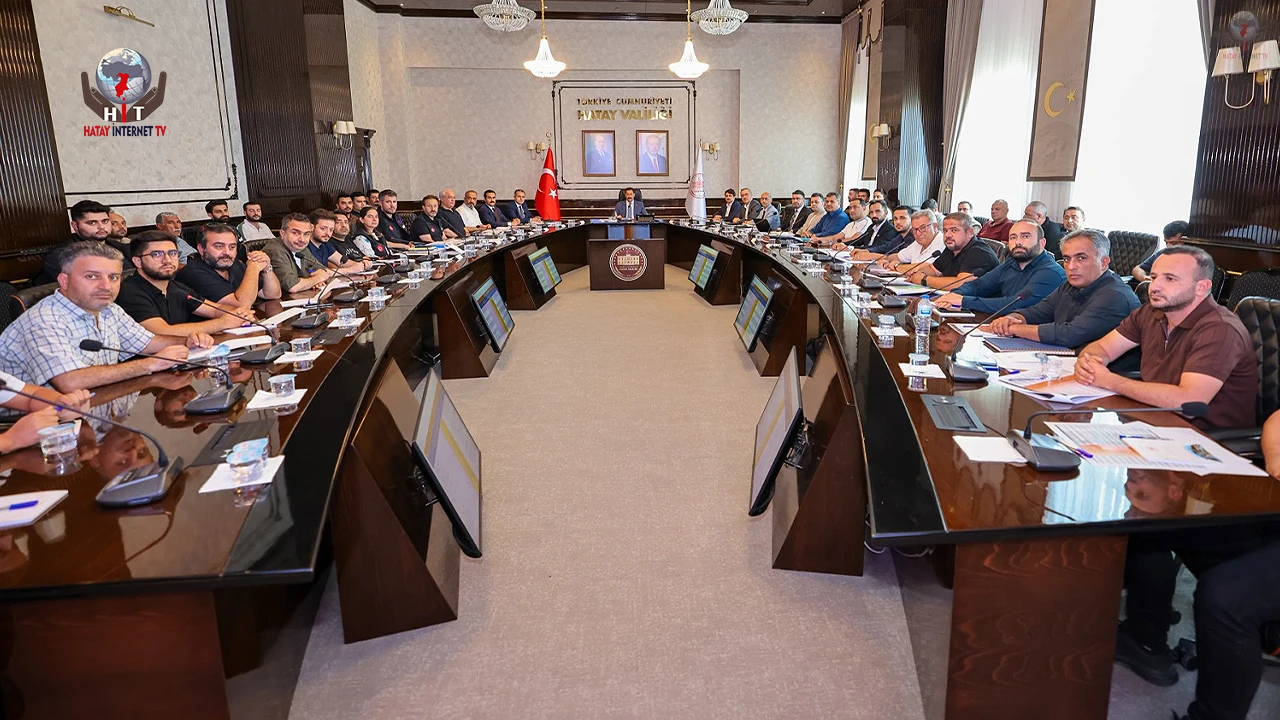 VALİ MASATLI BAŞKANLIĞINDA KIRSAL AFET KONUTLARI MASAYA YATIRILDI