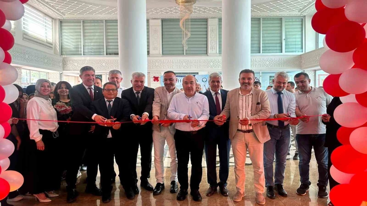Yenişehir AİHLnde sanat ve tefekkür buluştu