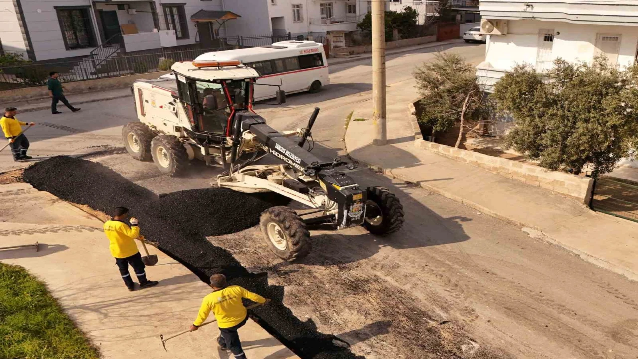 Yıpranan yollar yenileniyor, Tarsusta ulaşım konforu artıyor