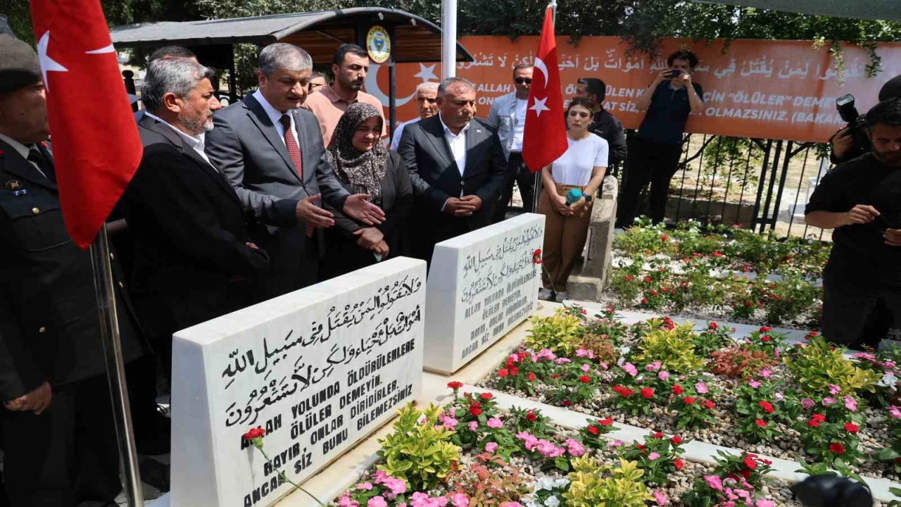 Adanada 15 Temmuz şehitleri unutulmadı