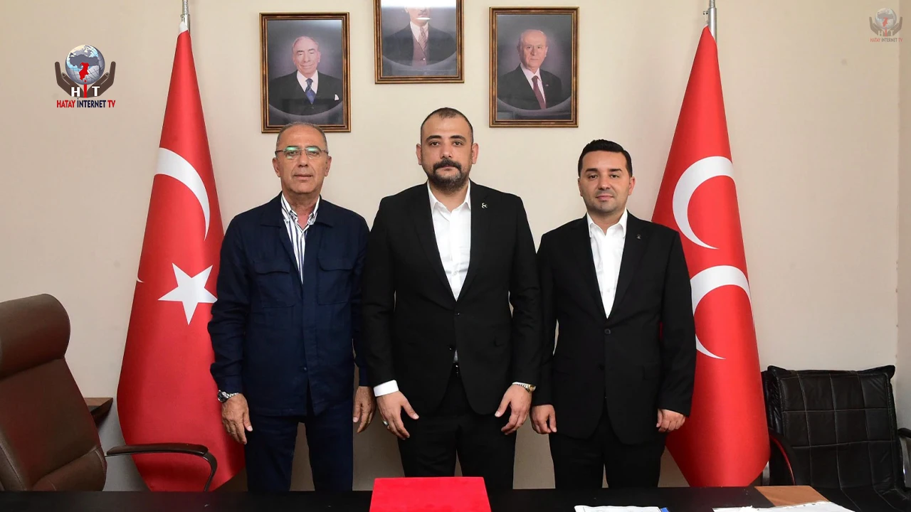 AK PARTİLİLERDEN MHP İLÇE BAŞKANI ERTUĞRUL'A ZİYARET