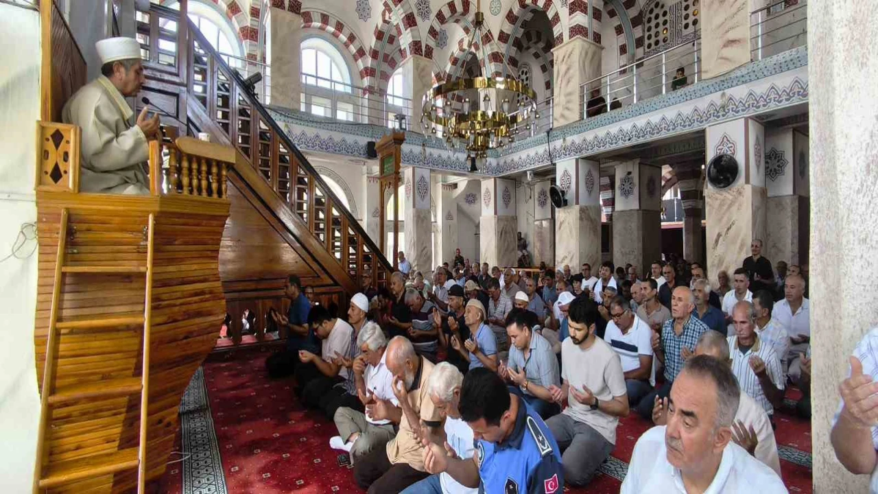 Anamurda 15 Temmuz şehitleri mevlit ve hatimlerle anıldı