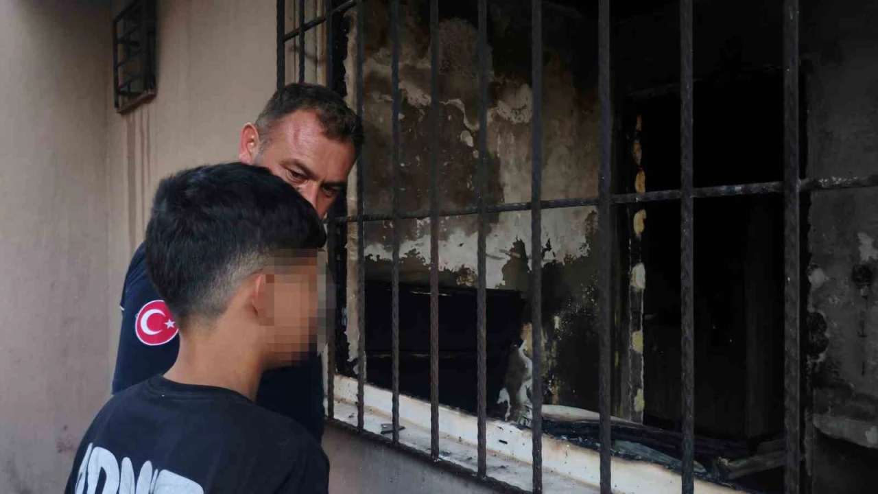 Antalyada 13 yaşındaki çocuk çakmakla oynarken evi yaktı