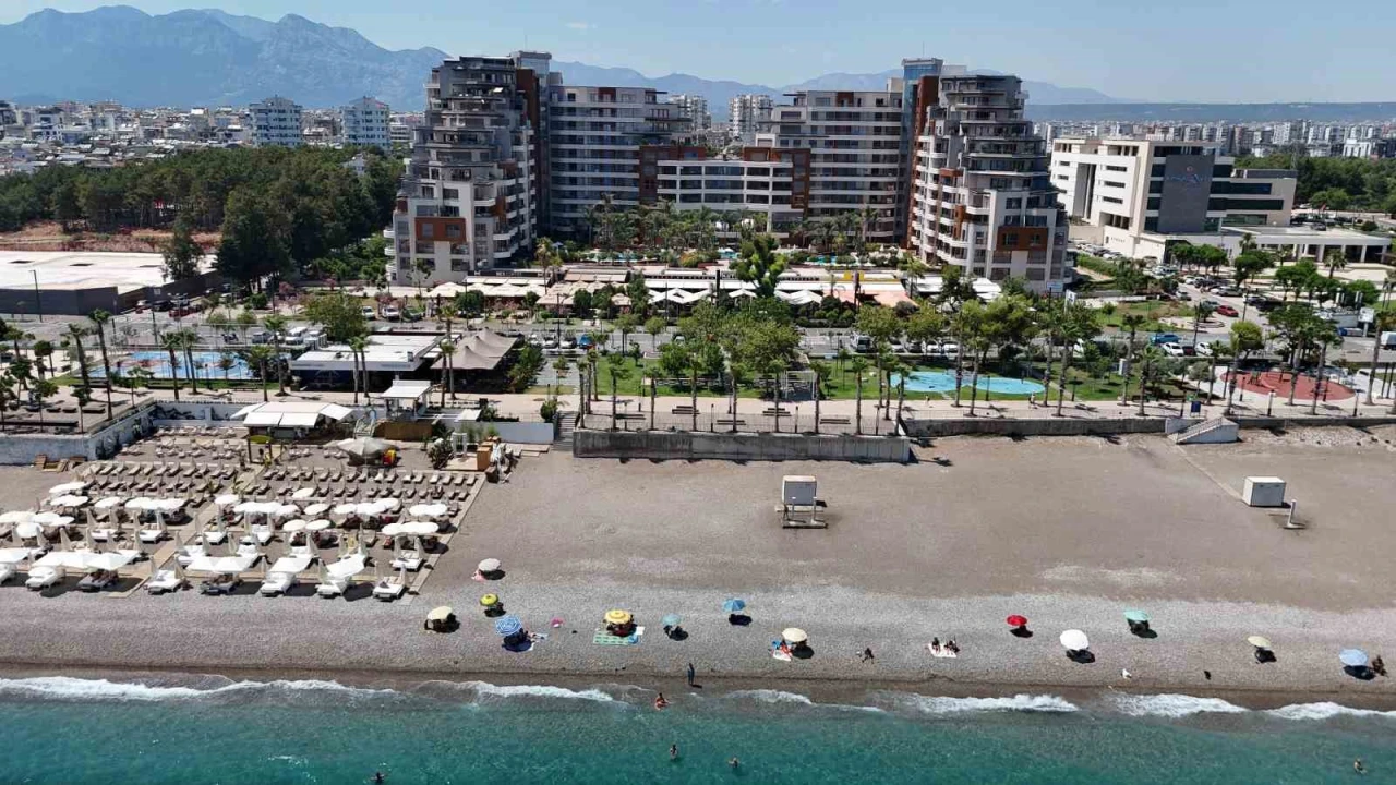 Antalyada yargıya taşınan 20 bin TLlik aidat krizinde yönetimden 16 milyon lira borç savunması