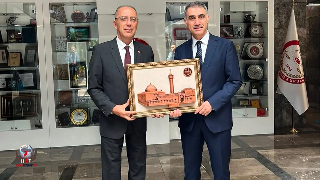 BAŞKAN YAPAR YSK BAŞKANI MUTTA’YI ZİYARET ETTİ