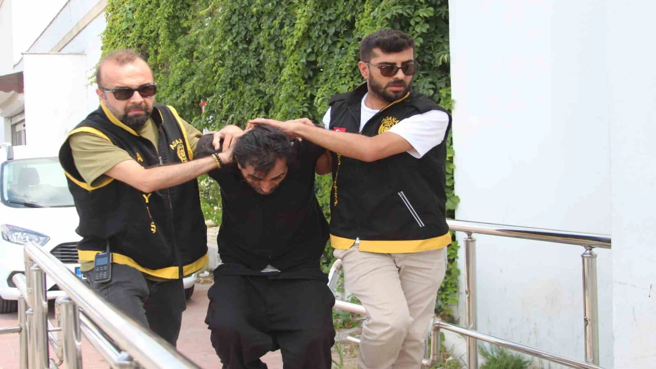 Birlikte yaşadığı kadını çekiçle darbedip boğazından bıçaklamıştı: Sürekli dışarı çıkıp başkalarıyla görüşüyordu