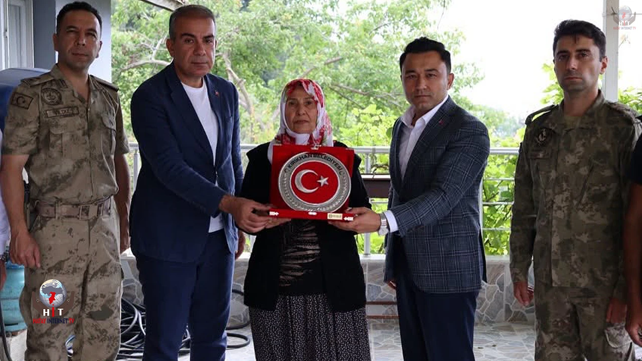 ÇELİK'TEN ŞEHİT AİLESİNE VEFA ZİYARETİ