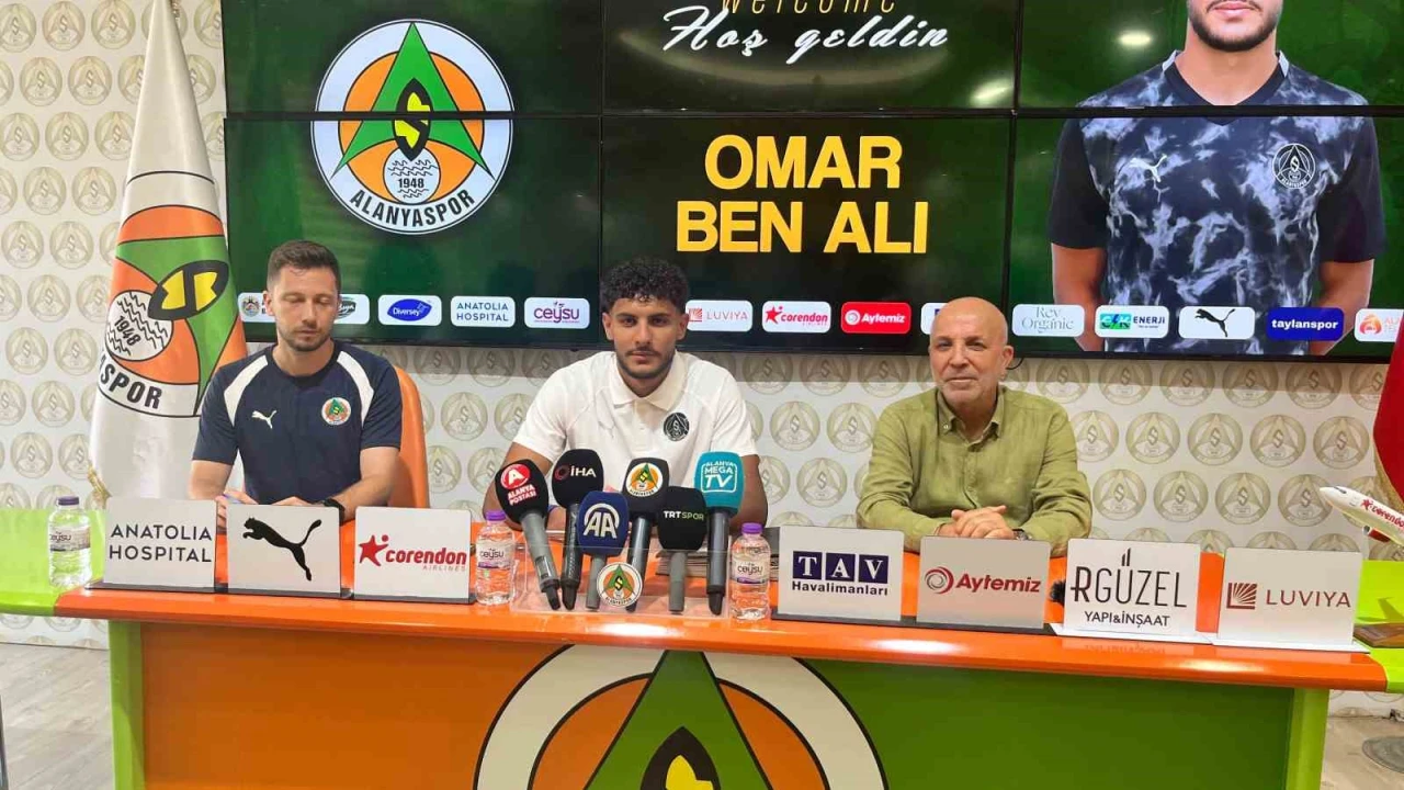 Corendon Alanyaspor, Tunuslu santrfor Omar Ben Aliyi renklerine bağladı