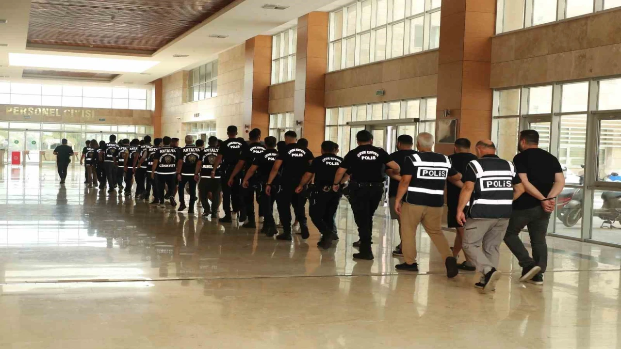 Fuhuşa Son durak operasyonu: 14 tutuklama