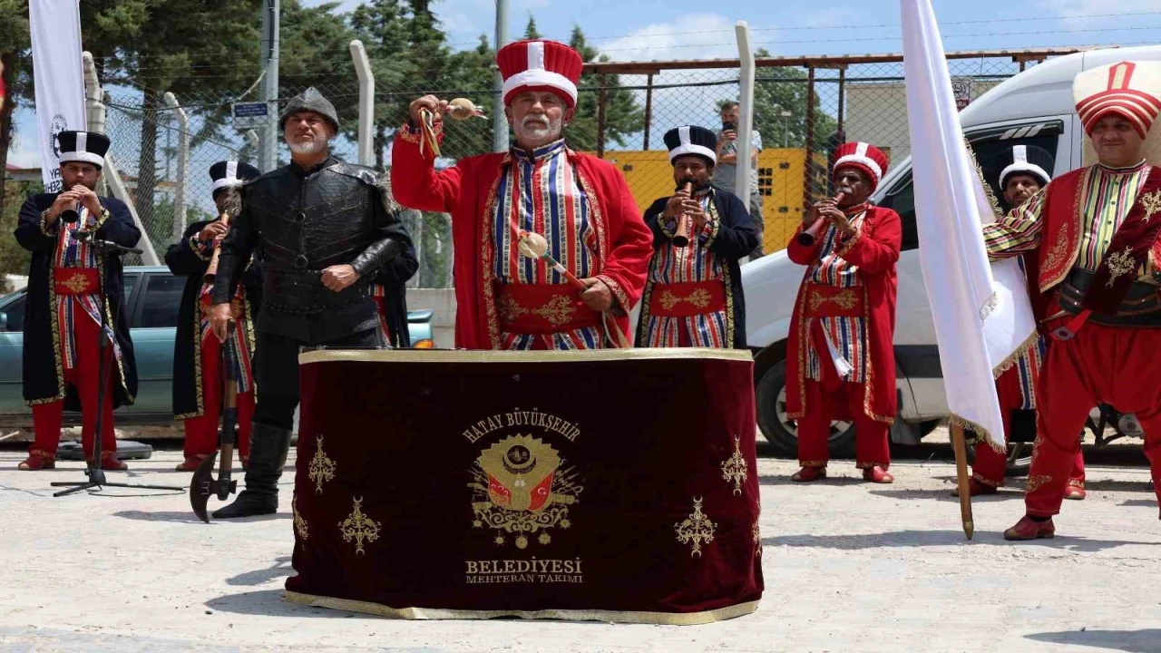 HBB Mehteranı, Ecdadın İzinde programıyla Yayladağında vatandaşlarla buluştu