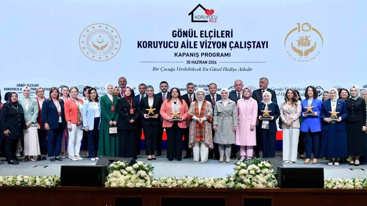 Kahramanmaraşa koruyucu aile hizmetlerinde Kalabalık Aile Özel Ödülü