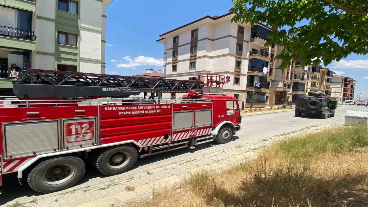 Kahramanmaraşta anne ve babasını evde rehin aldığı iddiası ekipleri alarma geçirdi