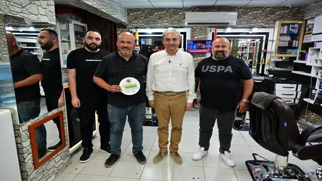 Kocagöz, Temizlik Kirletmemektir kampanyasını Kültür Kafeler Caddesi esnafına tanıttı