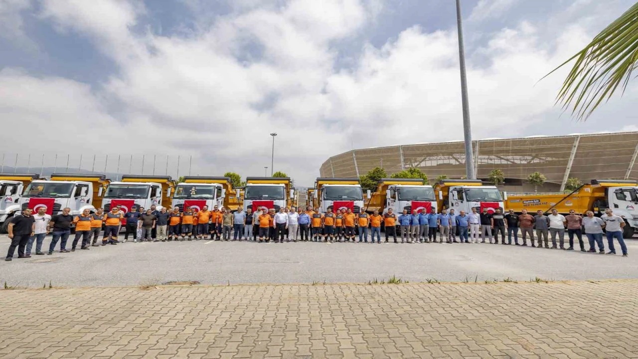 Mersin Büyükşehir Belediyesi araç filosunu güçlendiriyor