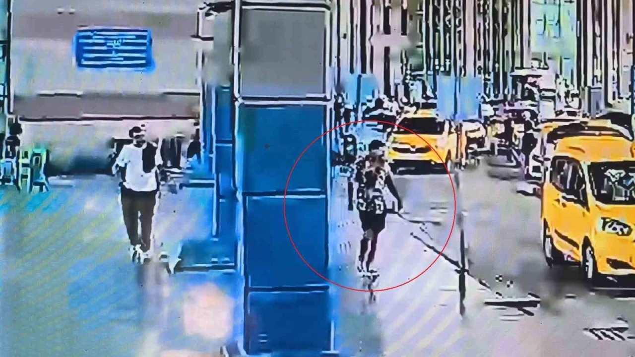 Otogarın dışındaki çuvala gizlediği bıçağı alıp 2 güvenlik görevlisini yaraladı