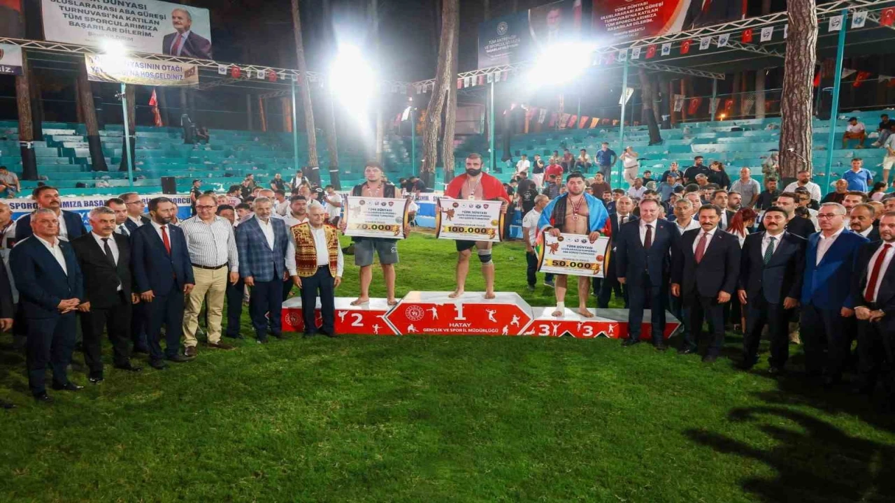 Aba Güreşi Festivalinde güreş ağası Türk Devletleri Teşkilatı Aksakallar Heyeti Başkanı Binali Yıldırım oldu