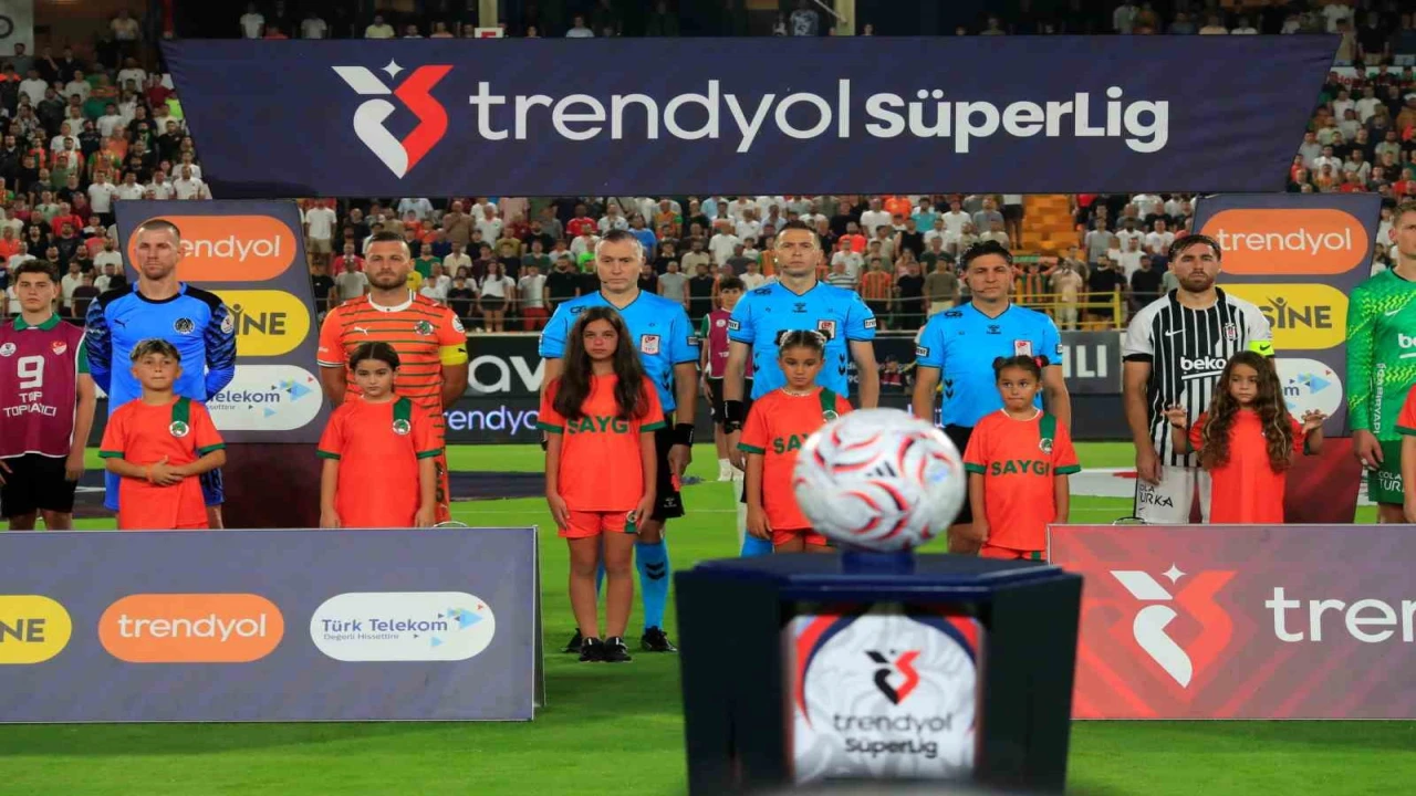 Alanyaspor-Beşiktaş maçının tartışmalı pozisyonları için suç duyurusu