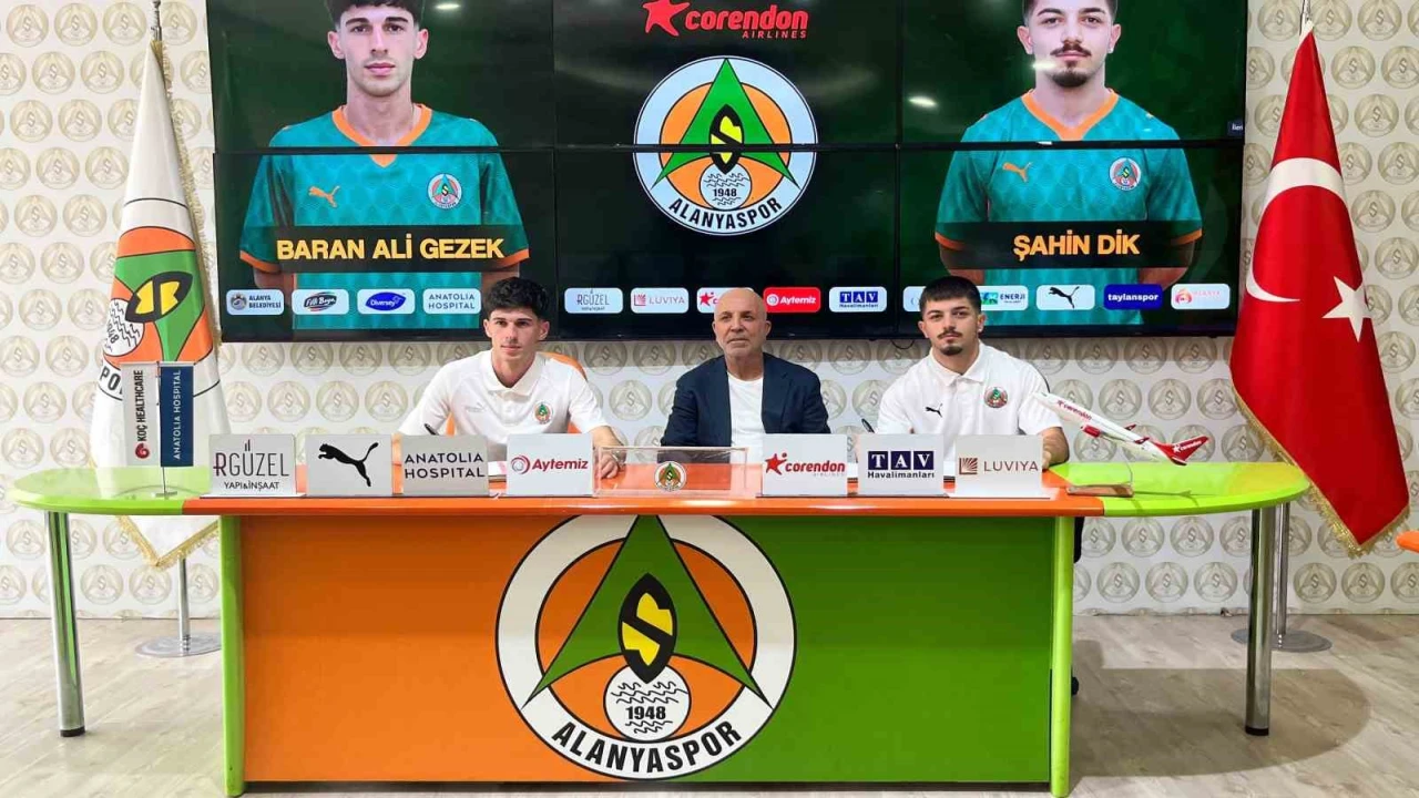 Alanyaspordan orta sahaya çifte takviye