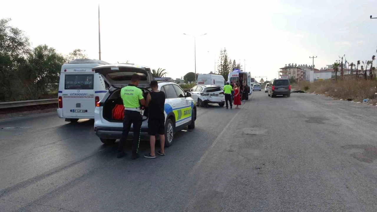 Alkollü sürücünün kullandığı kamyonet otomobile çarptı: 1 yaralı