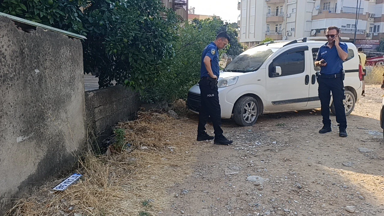 Antalyada sahte plakalı araç alarmı