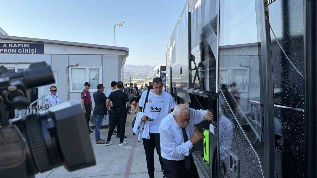Beşiktaş kafilesi, Antalyada