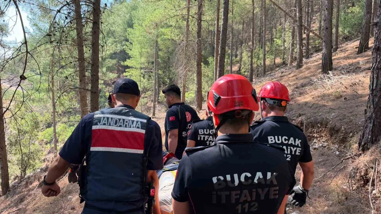Burdurda kayalıklardan düşen vatandaş ekiplerin müdahalesiyle kurtarıldı