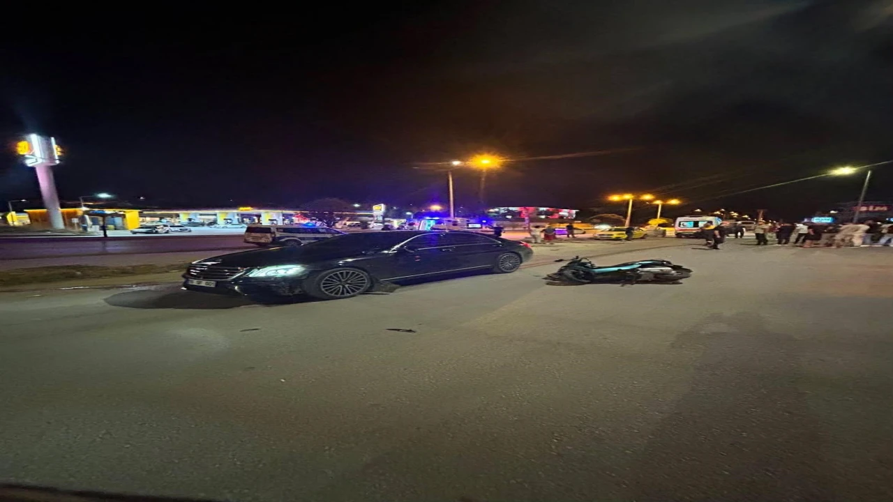 Burdurda otomobil ile motosiklet çarpıştı: 2 yaralı