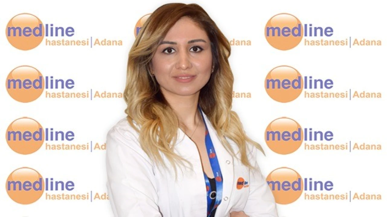 Dr. Özbek: Aileler çocuklarına susamalarını beklemeden düzenli aralıklarla su içirmeli