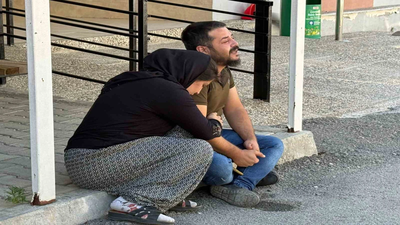 Geri manevra yapan baba, ölümüne sebep olduğu bebeğinin cenazesini gözyaşları arasında teslim aldı