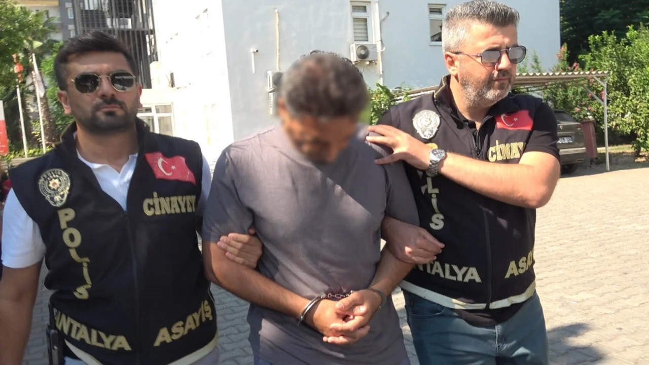 Havalimanı otoparkında kadını öldüren emekli polis adliyede