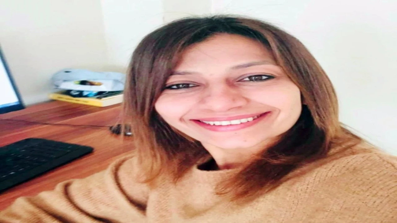 Hibe öğretmen kansere karşı verdiği yaşam mücadelesini kaybetti