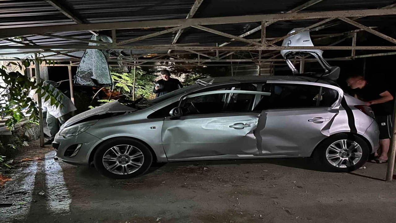 Ispartada park halindeki otomobilde çakmak gazı tüpü patladı: 2 yaralı