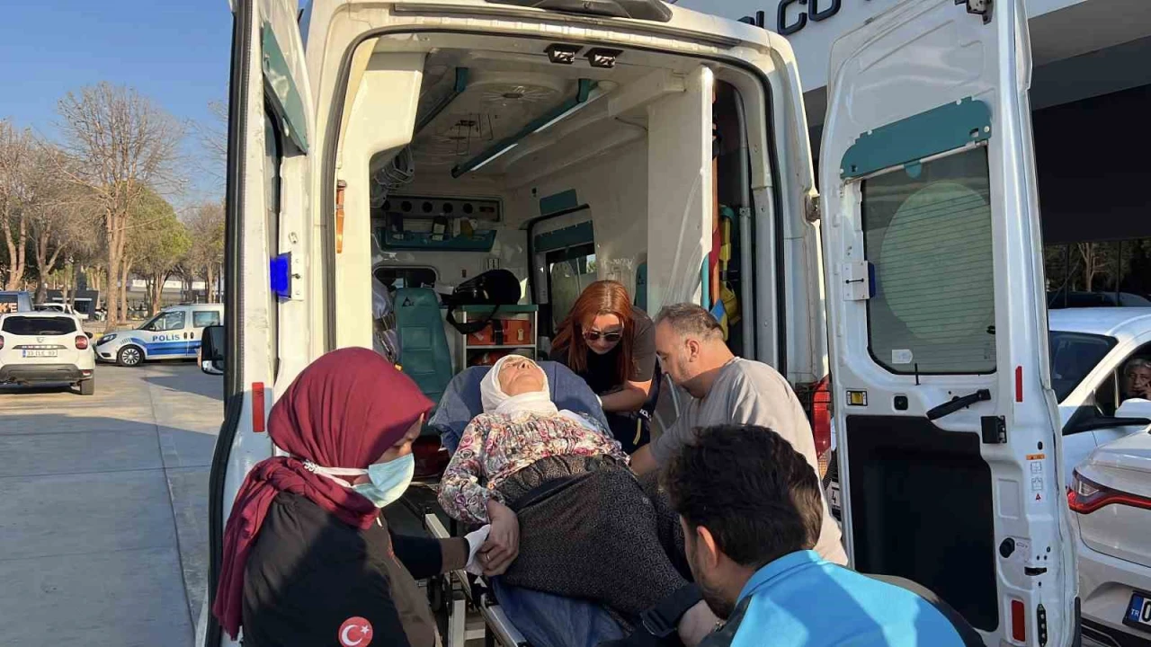 Kazazede yakını, Taşucu Limanında fenalaşarak hastaneye kaldırıldı