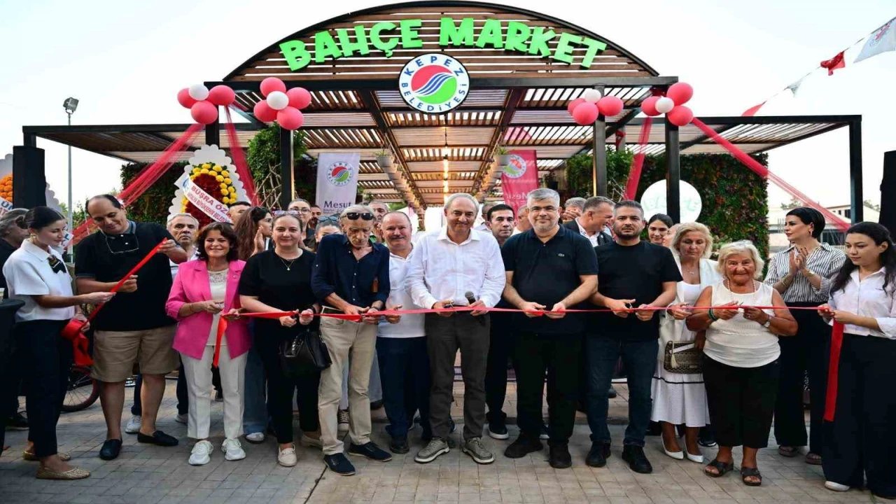 Kepez Belediyesi Bahçe Marketi Dokumaparkta hizmete açtı
