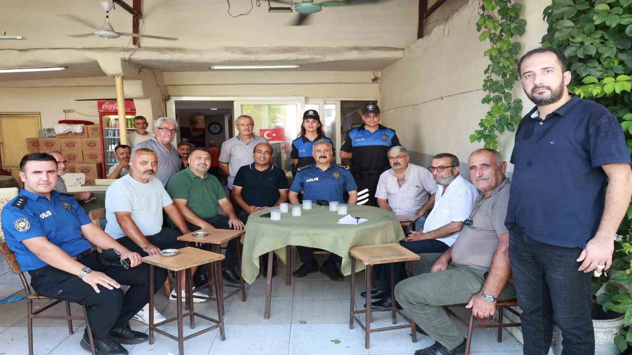 Mersin Emniyet Müdürü Aktaş, vatandaşlarla bir araya geldi