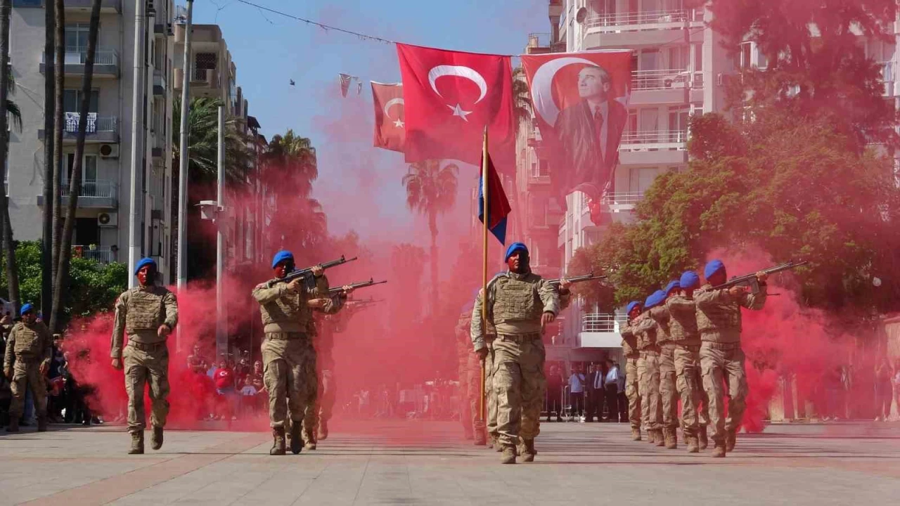Mersinde 30 Ağustos Zafer Bayramı coşkuyla kutlandı