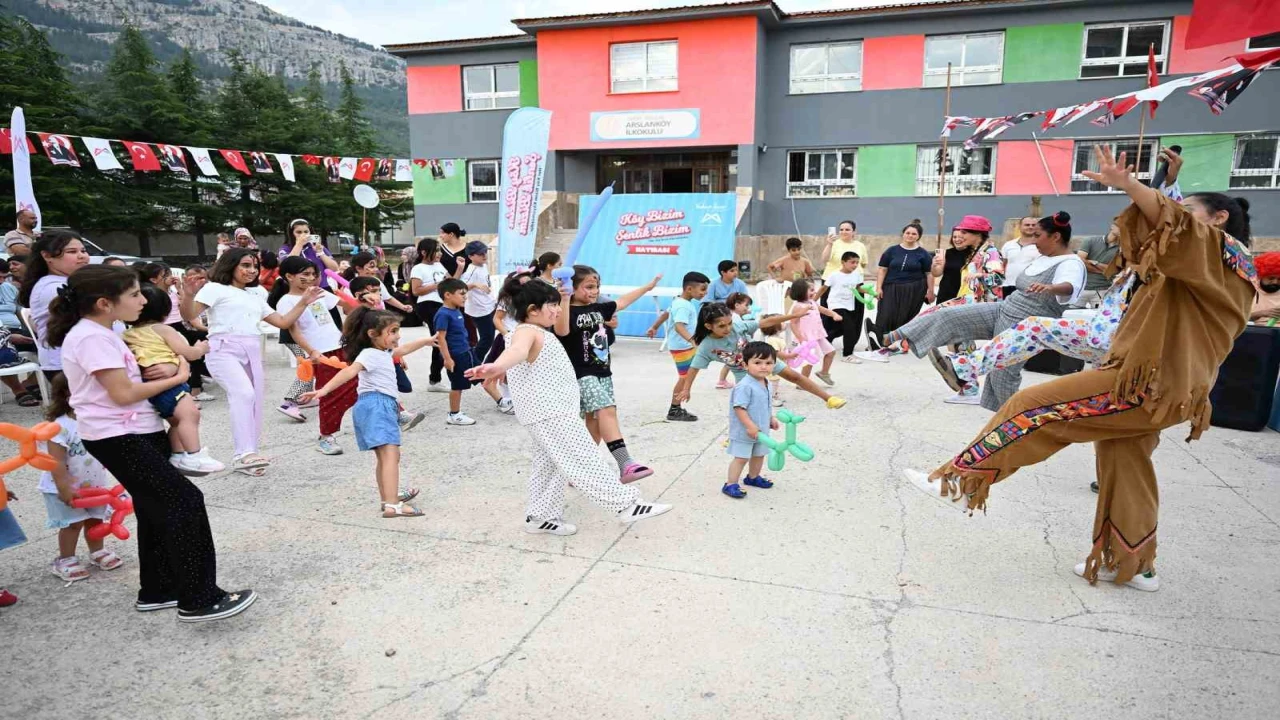 Mersinde Köy Bizim Şenlik Bizim etkinlikleri sürüyor