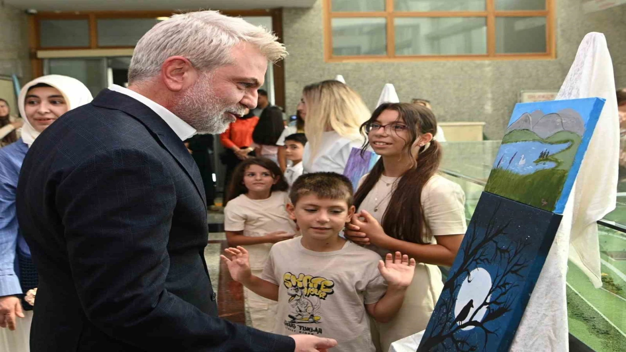 Miniklerin sanat yolculuğu sergiyle taçlandı