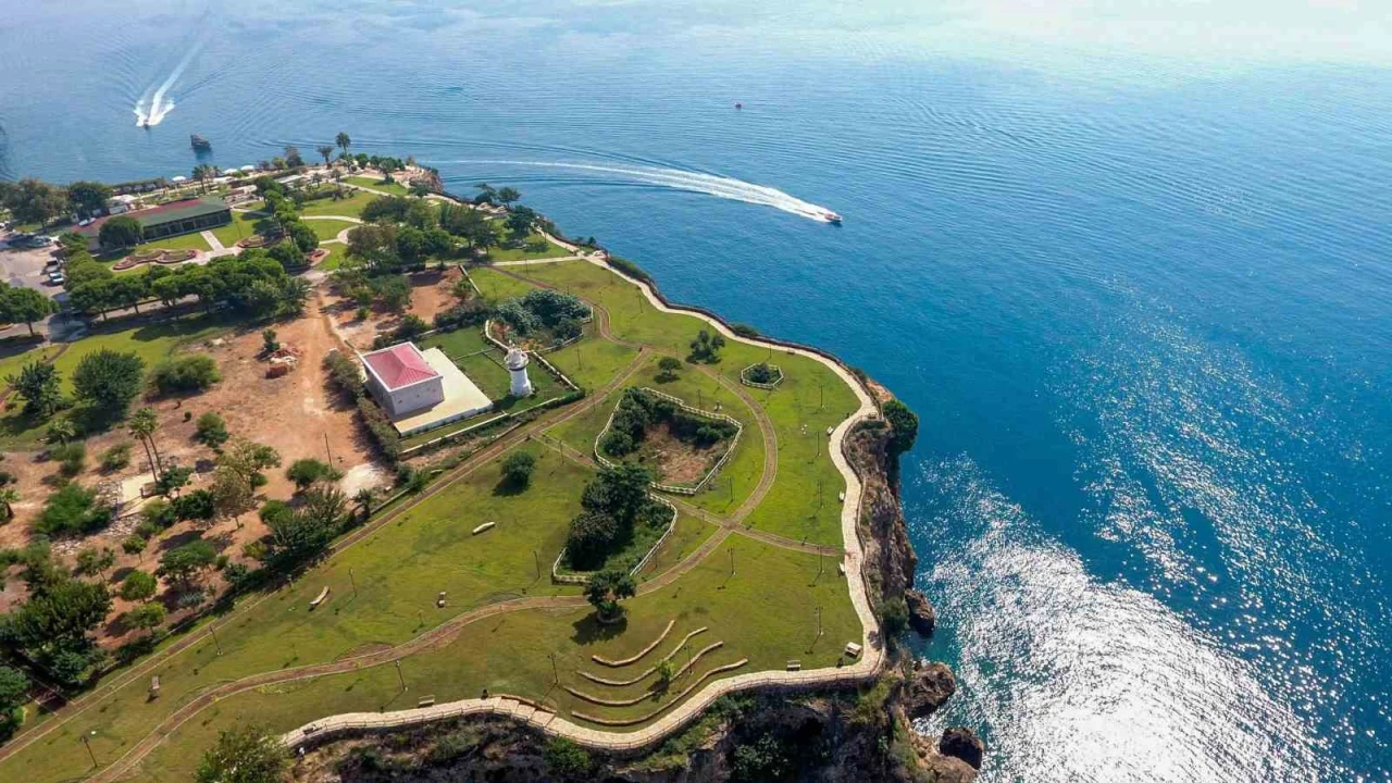 Muratpaşada akıllı sulama 3 yılda 5,6 milyar litre suyu korudu