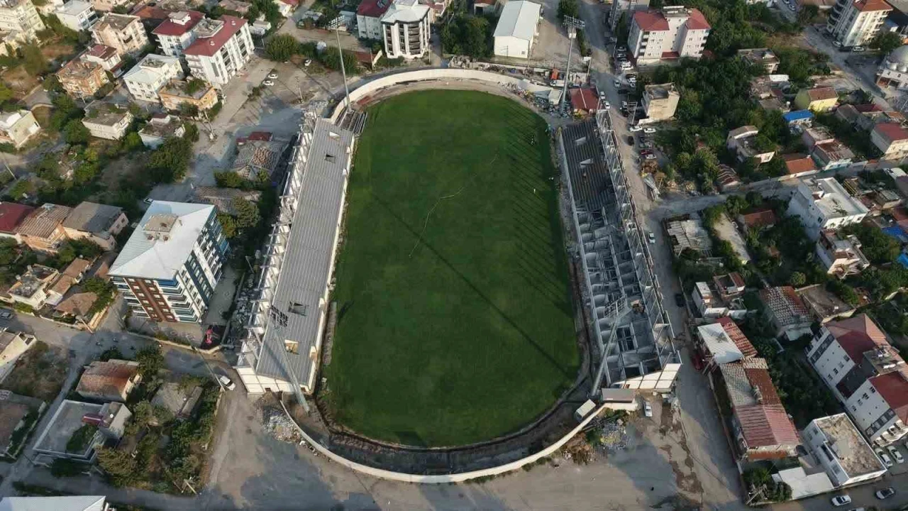 Osmaniye 7 Ocak Stadyumunda çalışmalar yüzde 75e ulaştı