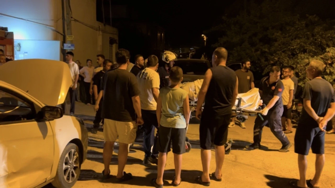 Osmaniyede pikap ile otomobil çarpıştı: 3 yaralı