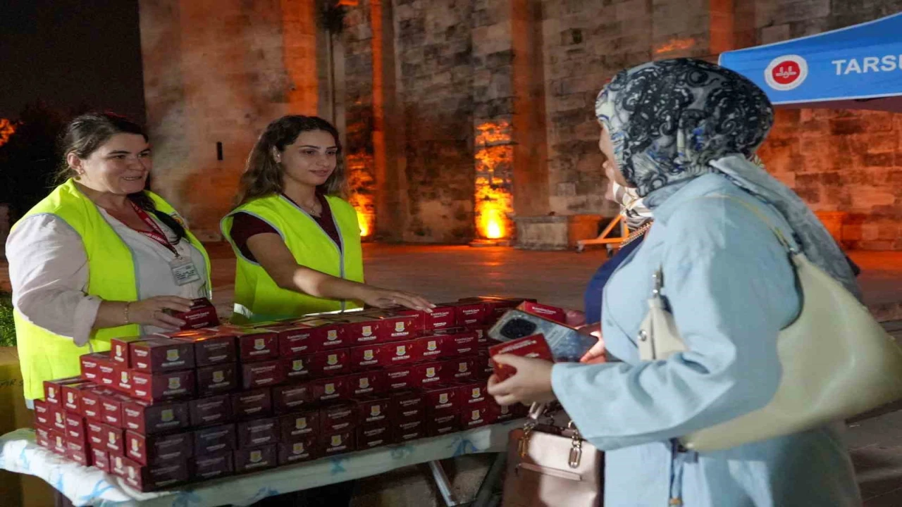 Tarsusta 16 camide kandil simidi ikram edildi
